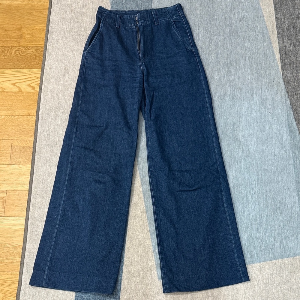 Uniqlo Wide Leg Trouser Jeans, size XXS